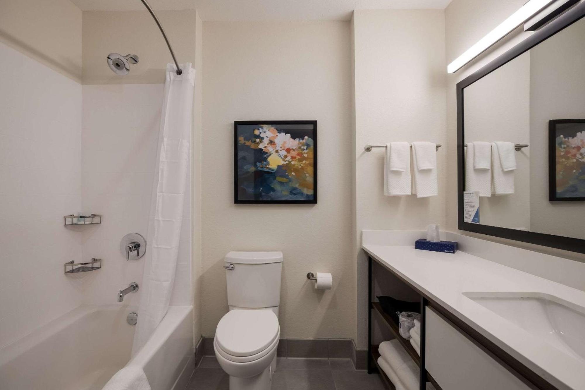 Everhome Suites 科洛纳 外观 照片