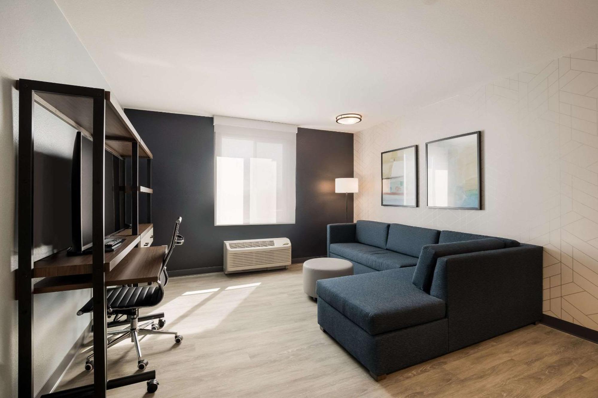 Everhome Suites 科洛纳 外观 照片