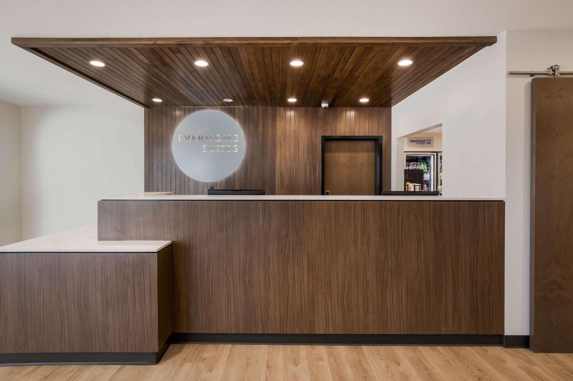 Everhome Suites 科洛纳 外观 照片