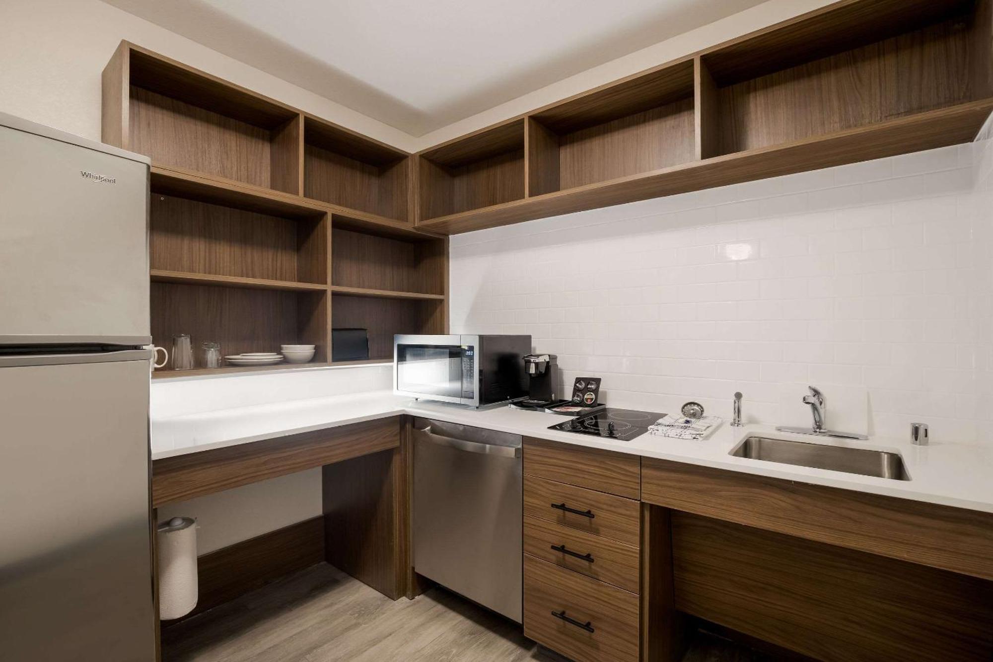 Everhome Suites 科洛纳 外观 照片